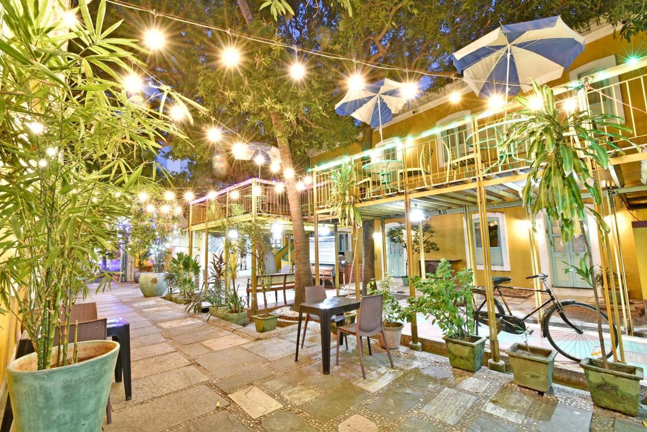 Hotel Villa Des Gouverneurs Пондичерри Экстерьер фото