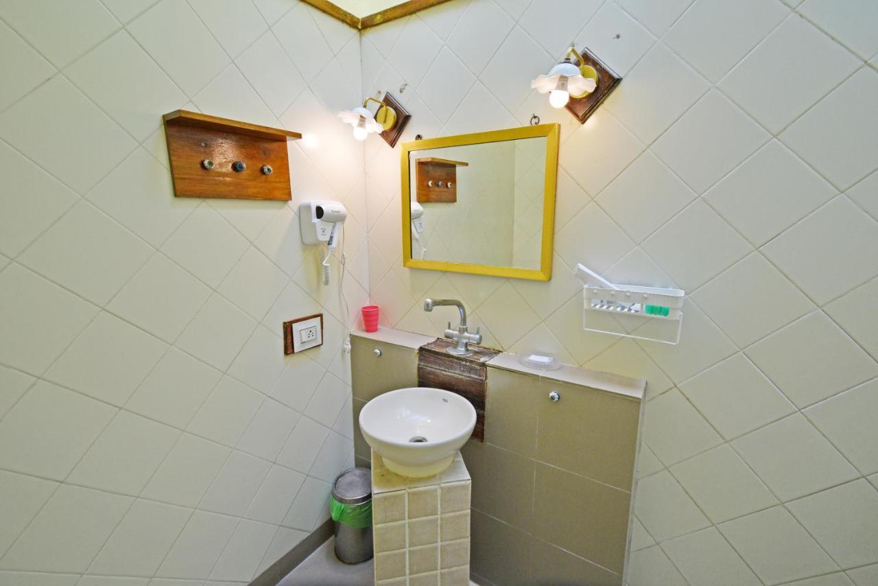 Hotel Villa Des Gouverneurs Пондичерри Экстерьер фото